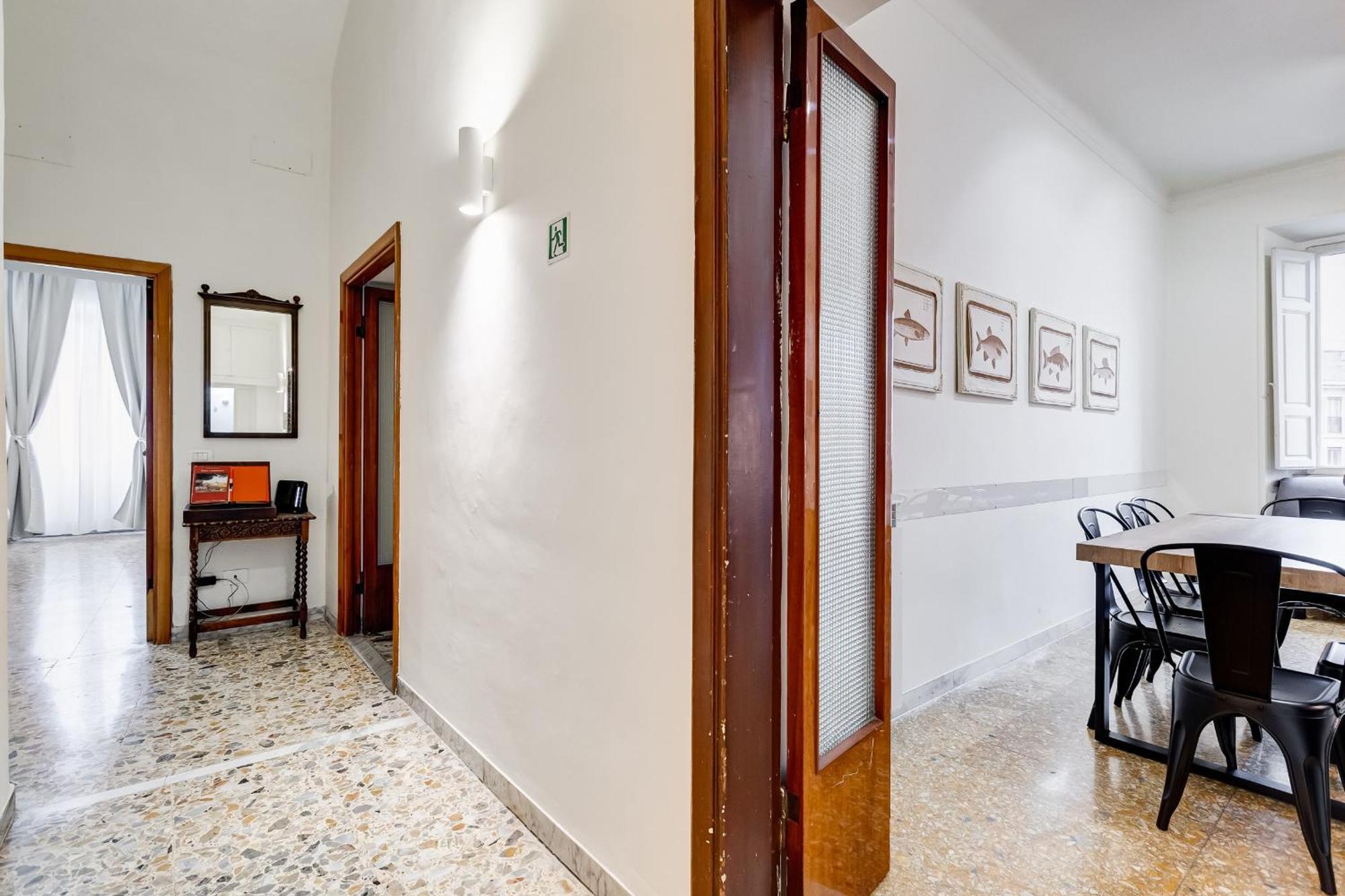 Vivilo Collection - San Vito View Apartment - 3 Bdr 2 Baths Рим Экстерьер фото