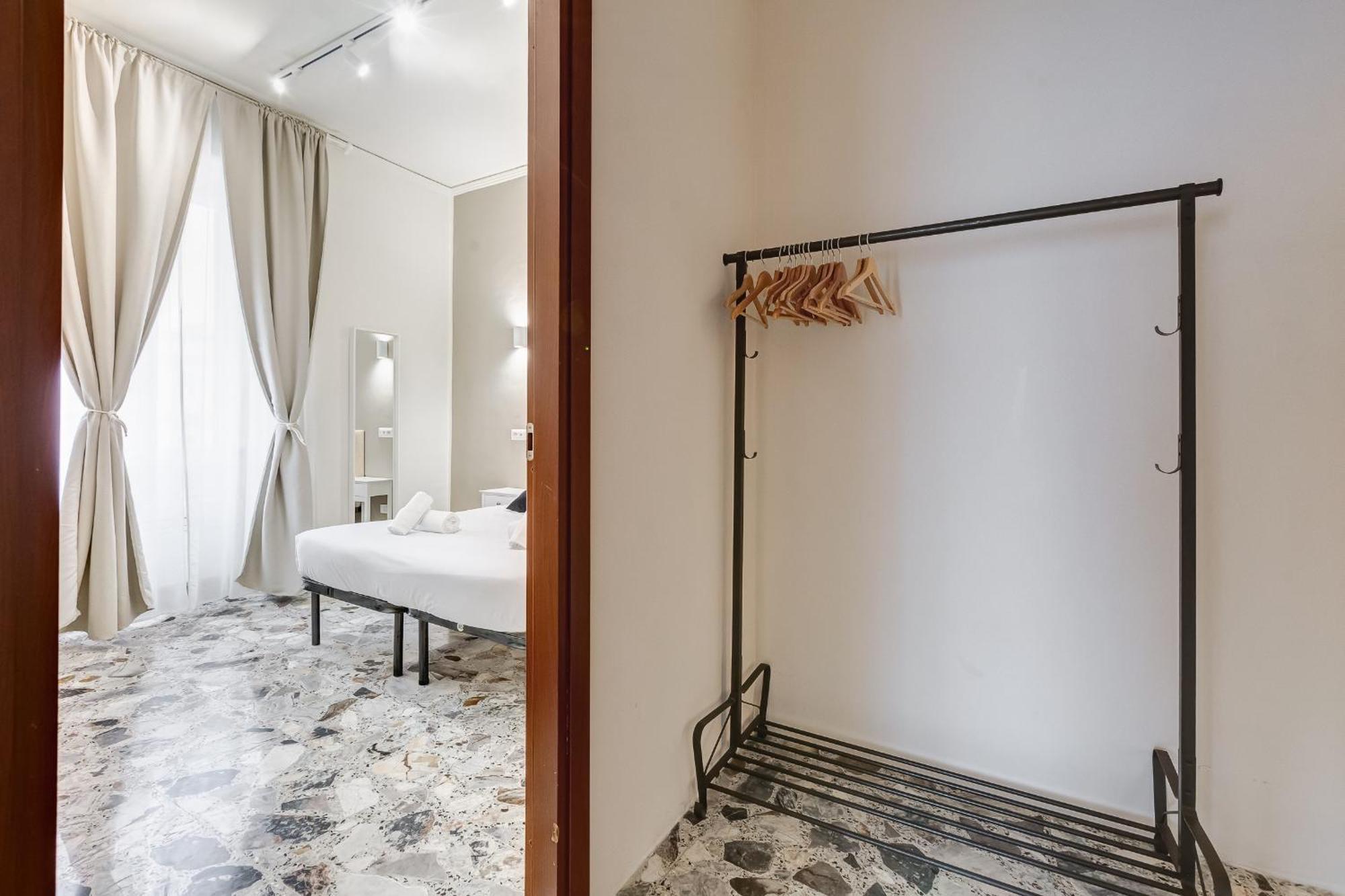 Vivilo Collection - San Vito View Apartment - 3 Bdr 2 Baths Рим Экстерьер фото