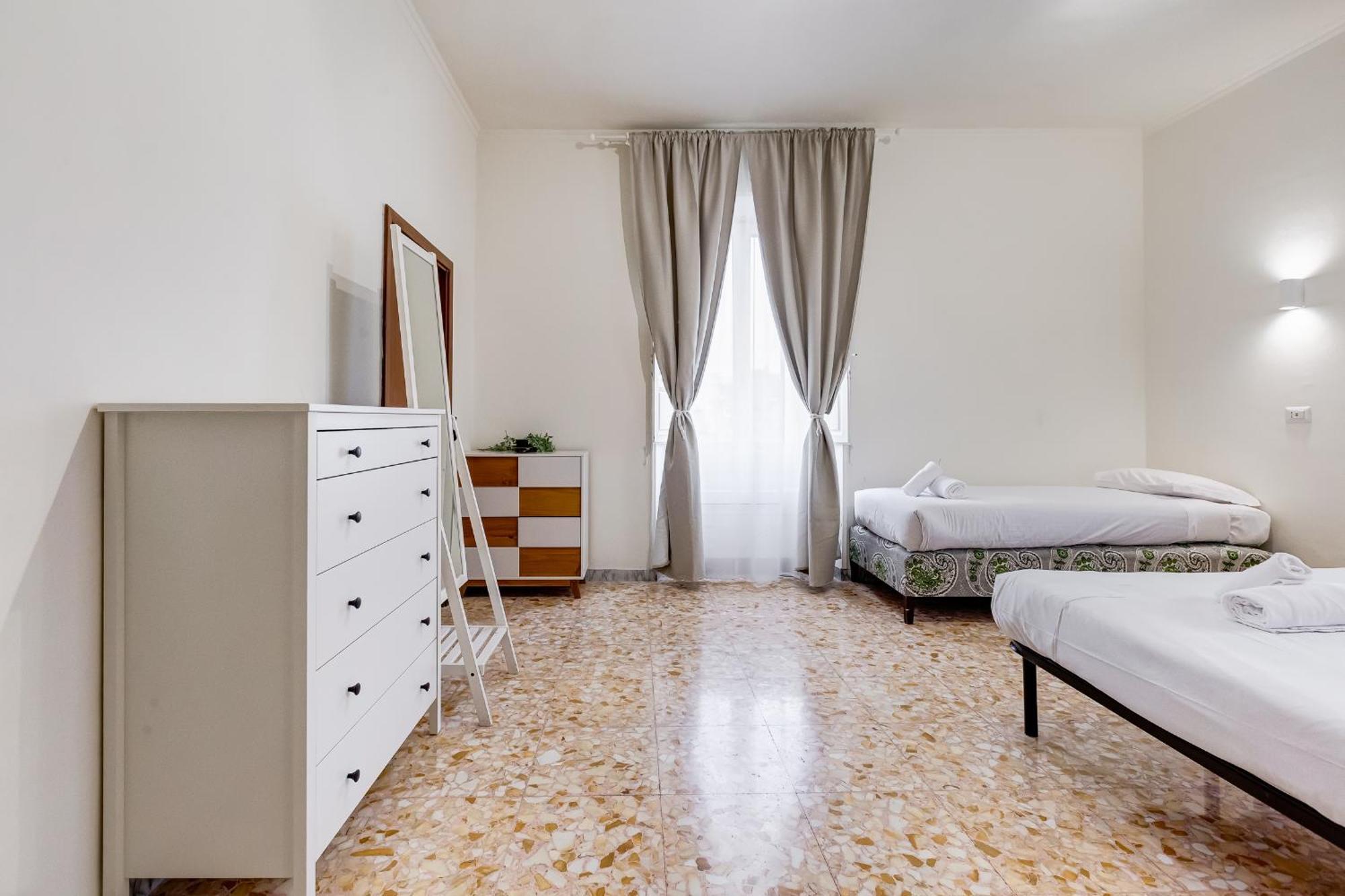 Vivilo Collection - San Vito View Apartment - 3 Bdr 2 Baths Рим Экстерьер фото