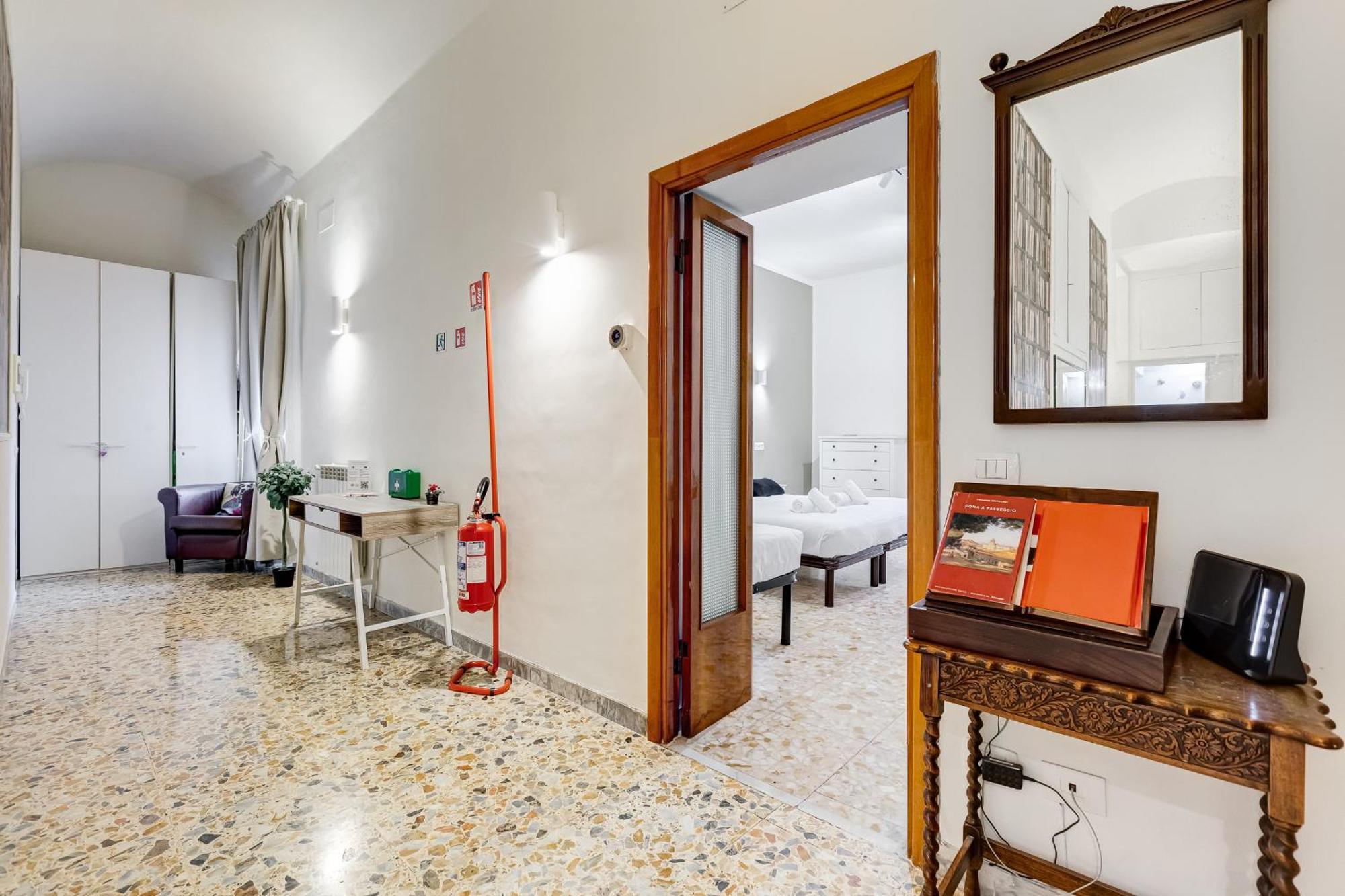 Vivilo Collection - San Vito View Apartment - 3 Bdr 2 Baths Рим Экстерьер фото