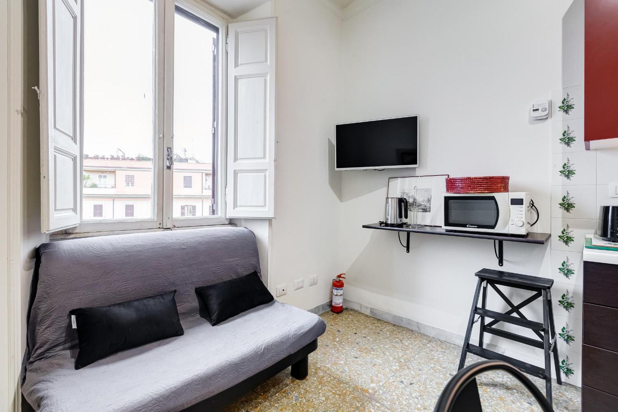 Vivilo Collection - San Vito View Apartment - 3 Bdr 2 Baths Рим Экстерьер фото