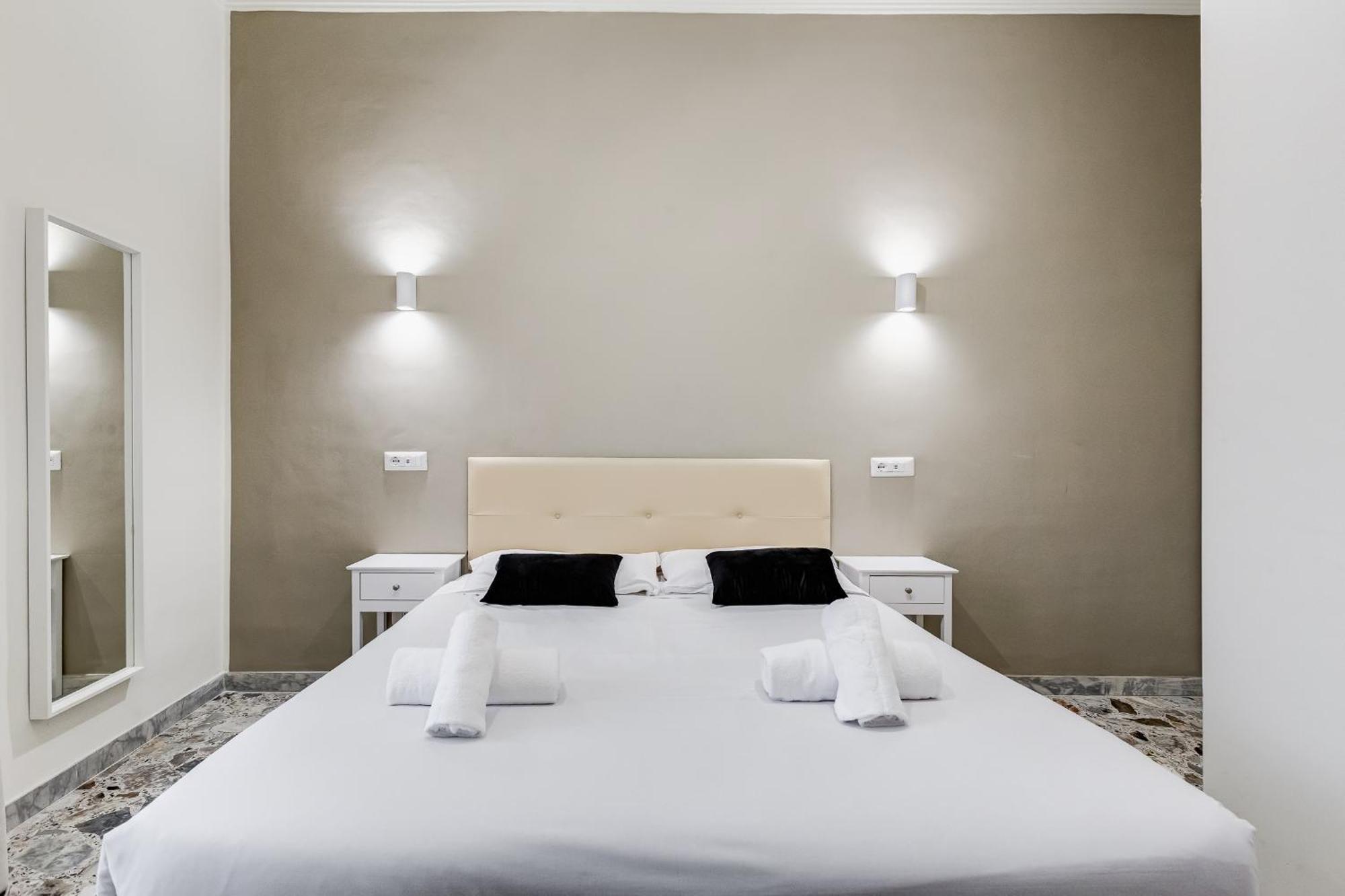Vivilo Collection - San Vito View Apartment - 3 Bdr 2 Baths Рим Экстерьер фото